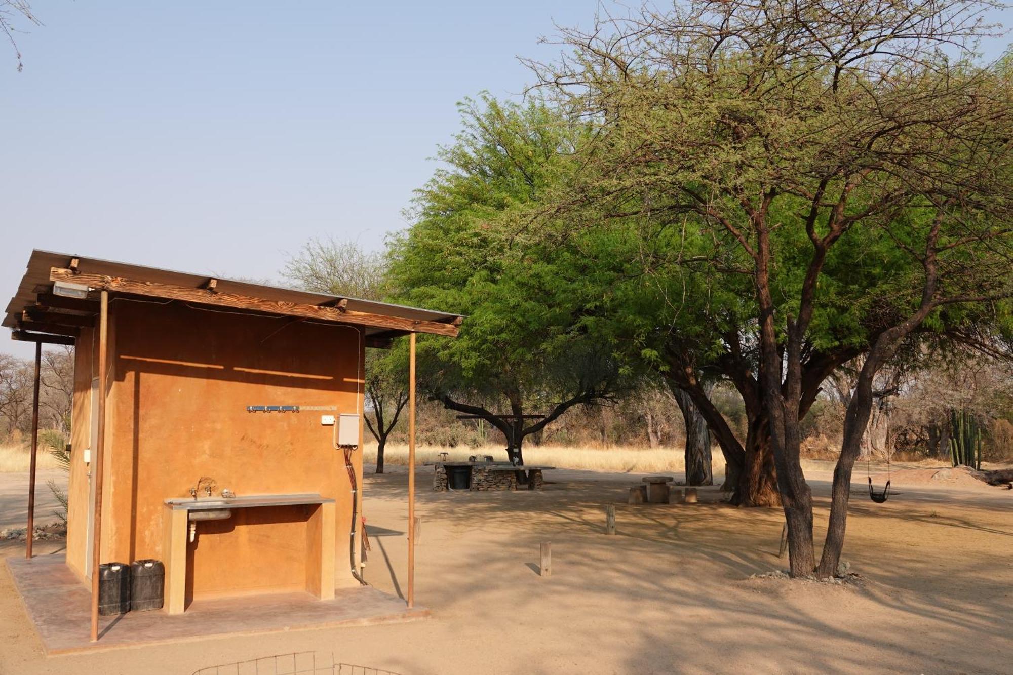 Camp Mara Hotel Omaruru Exterior photo