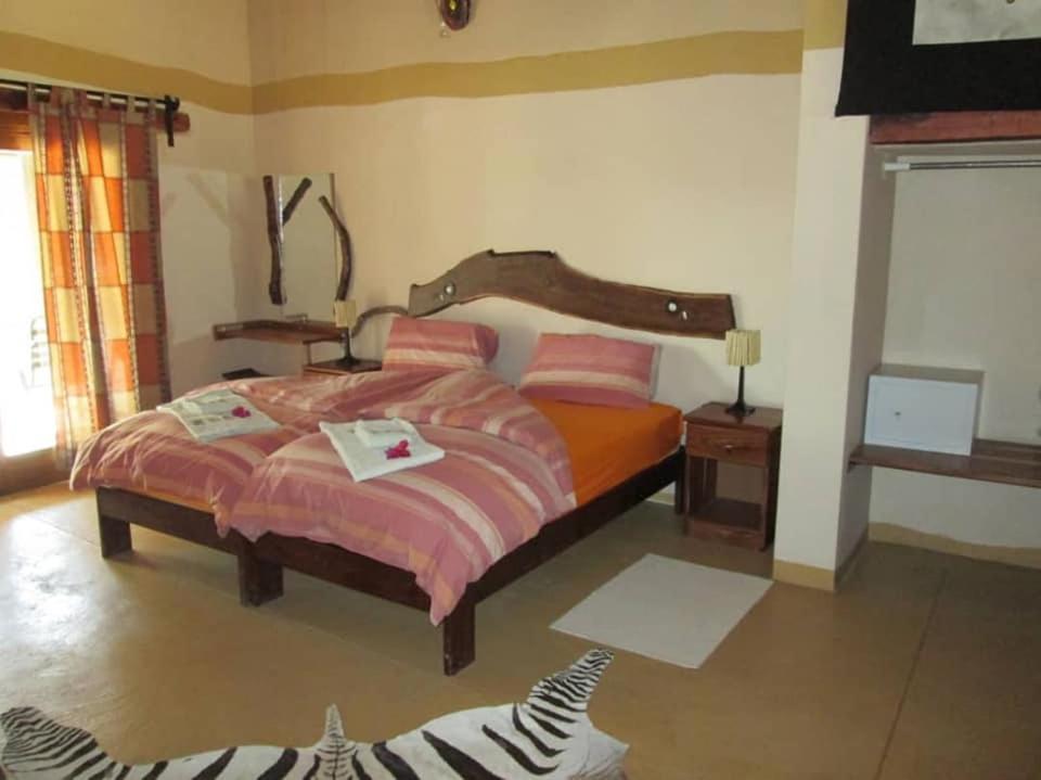 Camp Mara Hotel Omaruru Exterior photo